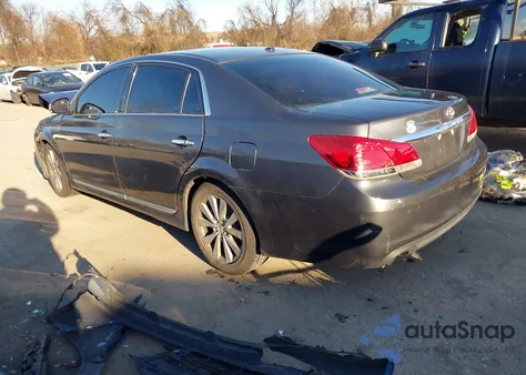 2012 Toyota Avalon Limited из США, поврежденный, VIN 4T1BK3DB0CU468688